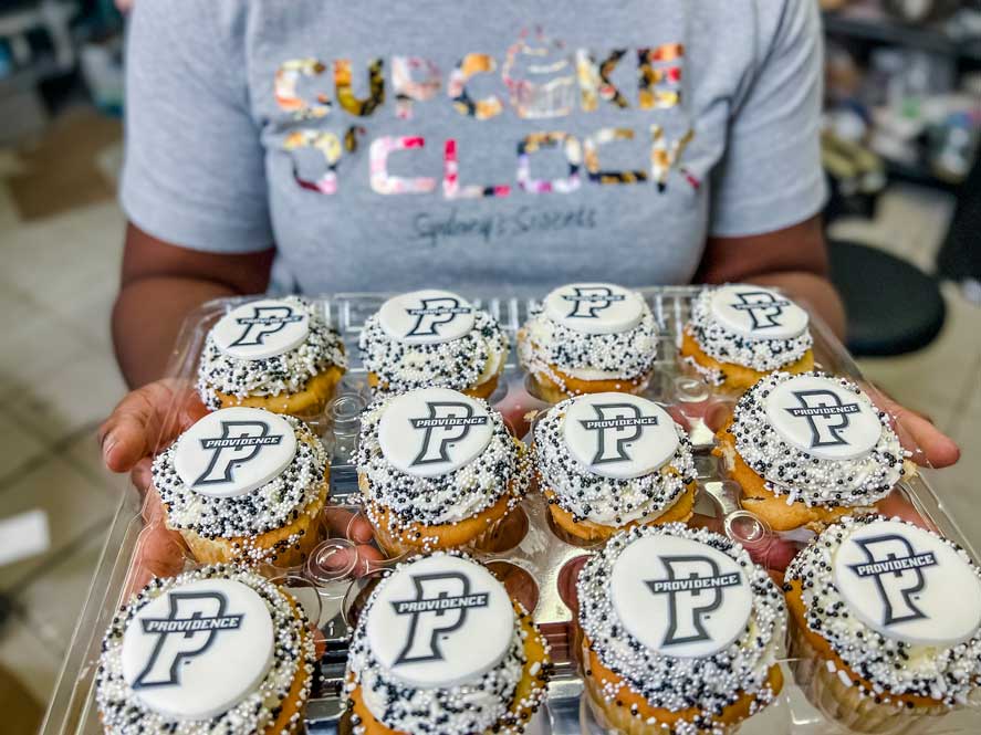 Custom treats and dessert favors