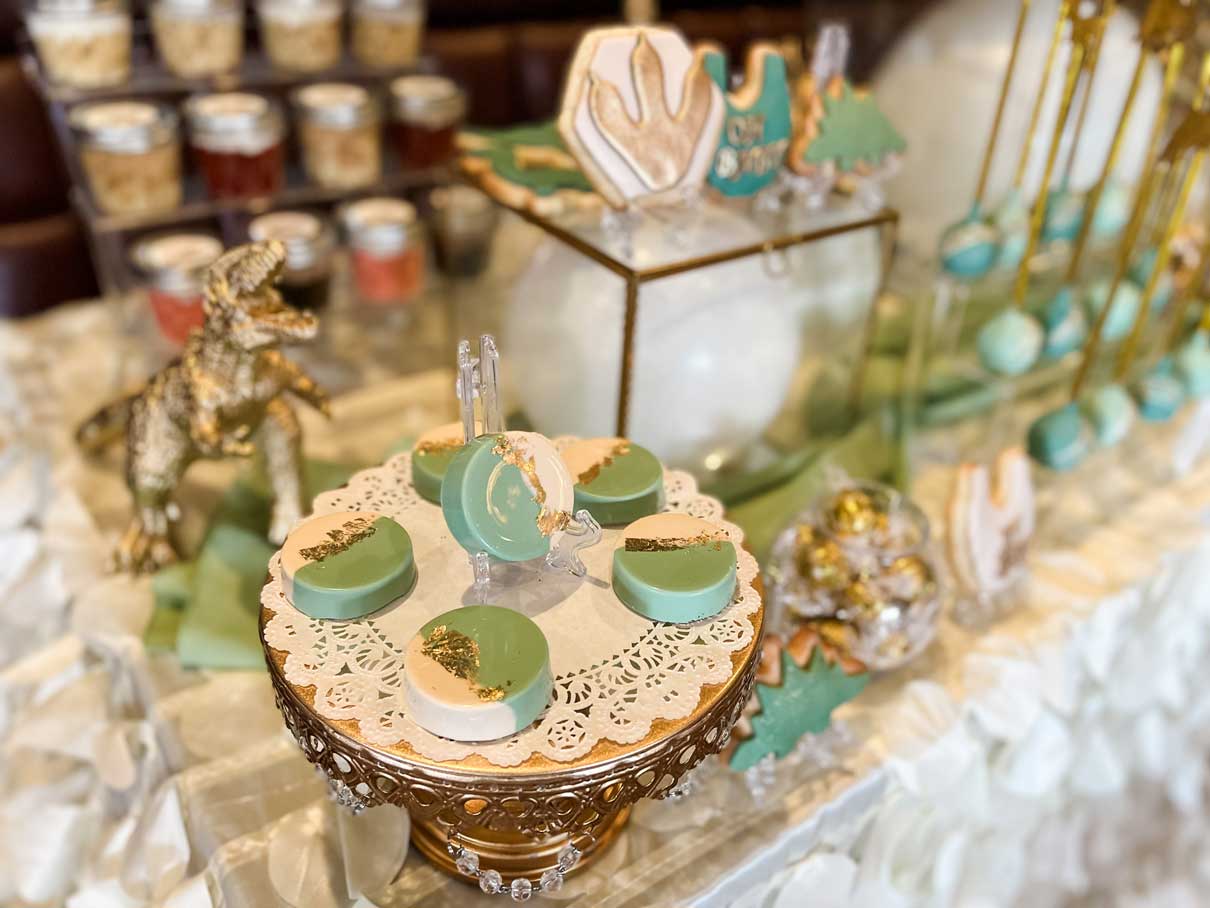 Custom treats and dessert favors