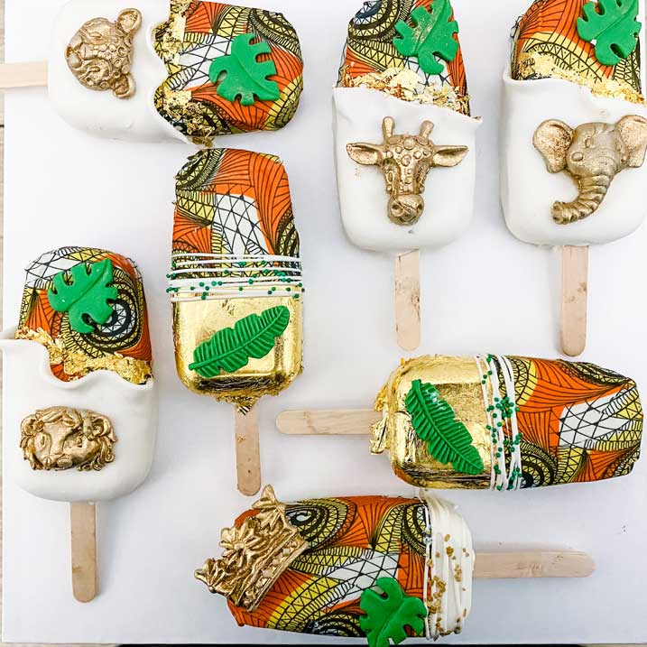 Custom treats and dessert favors