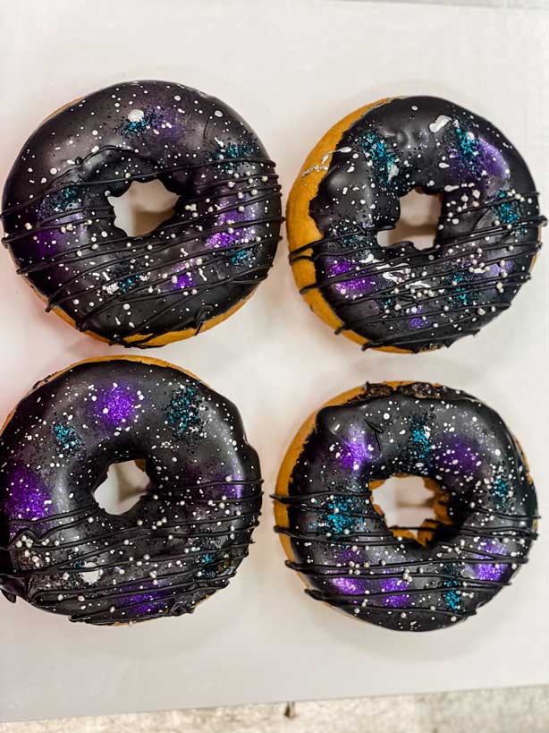 Custom treats and dessert favors