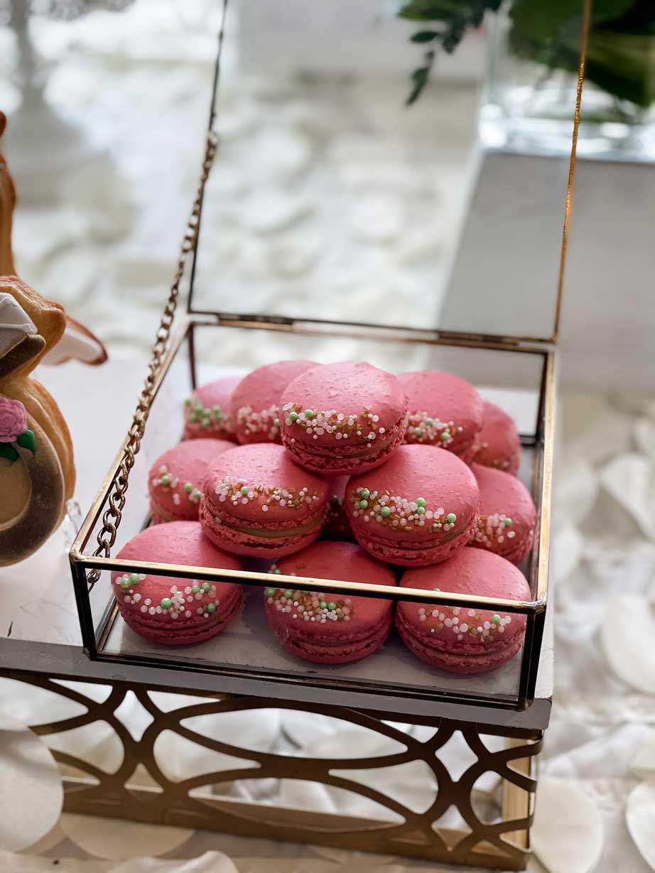 Custom treats and dessert favors