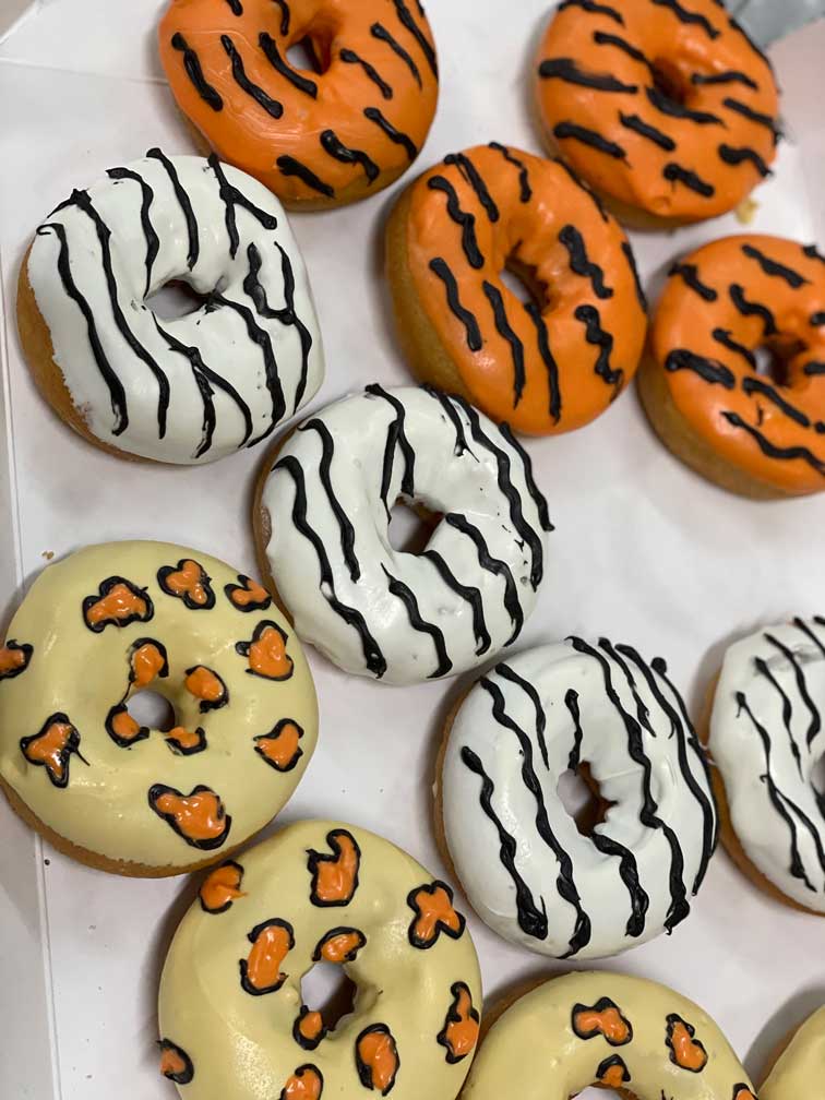 Custom treats and dessert favors